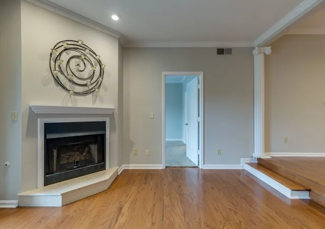 Photo 4 of Manufactured home for sale at 120 W End Pl, Nashville, TN 37205 | MLS# 3530219 | Listing updated on 2026-09-01