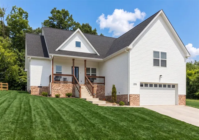Photo 1 of Single family home for sale at 1578 Angus Way, Greenbrier, TN 37073 | MLS# 3529394 | Listing updated on 2026-09-25