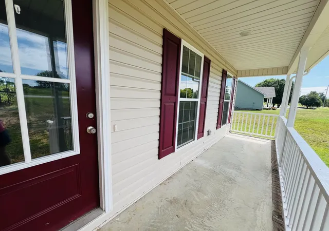 Photo 2 of Single family home for sale at 1456 Jackson Holw Rd, Goodspring, TN 38460 | MLS# 3529733 | Listing updated on 2026-09-27