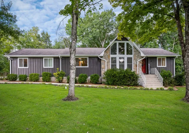 Photo 1 of Single family home for sale at 1485 Hillsdale Dr, Cookeville, TN 38506 | MLS# 3529748 | Listing updated on 2026-09-01