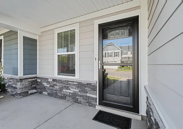 Photo 2 of Sale Pending at 1708 Calcutta Dr, Murfreesboro, TN 37128 | MLS# 3530700 | Listing updated on 2026-10-05