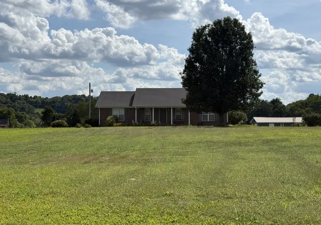 Photo 4 of Single family home for sale at 1255 Shady Ln, Pulaski, TN 38478 | MLS# 3529512 | Listing updated on 2026-09-22