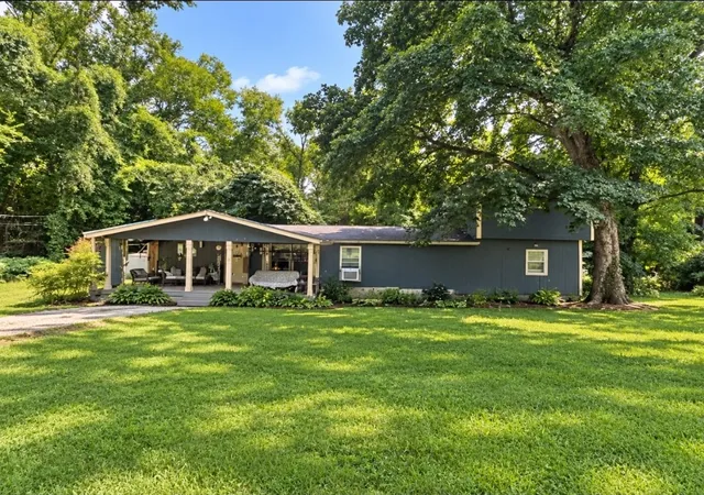Photo 1 of Manufactured home for sale at 5440 Central Pike, Mount Juliet, TN 37122 | MLS# 3529661 | Listing updated on 2026-10-10