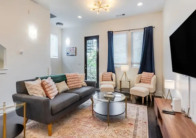Photo 3 of Single family home for sale at 2410 Meharry Blvd #9, Nashville, TN 37208 | MLS# 3530232 | Listing updated on 2026-09-01