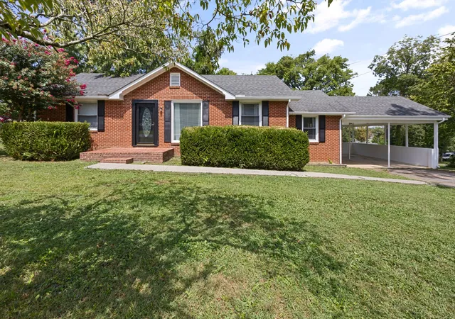 Photo 1 of Single family home for sale at 115 7th Avenue Ne, Winchester, TN 37398 | MLS# 3529508 | Listing updated on 2026-08-31