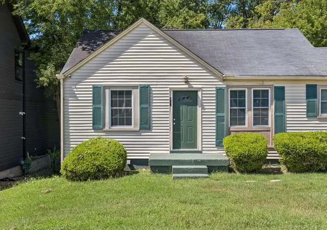 Photo 3 of Single family home for sale at 543 Croley Dr, Nashville, TN 37209 | MLS# 3529679 | Listing updated on 2026-09-16