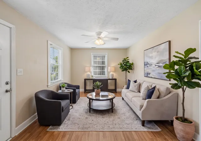 Photo 4 of Single family home for sale at 543 Croley Dr, Nashville, TN 37209 | MLS# 3529679 | Listing updated on 2026-09-16