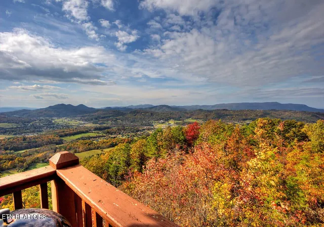 Photo 3 of Single family home for sale at 3654 Buckeye Knob Way, Sevierville, TN 37862 | MLS# 3529505 | Listing updated on 2026-09-02