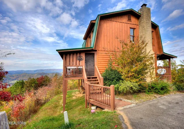 Photo 3 of Single family home for sale at 3654 Buckeye Knob Way, Sevierville, TN 37862 | MLS# 3529505 | Listing updated on 2026-09-02