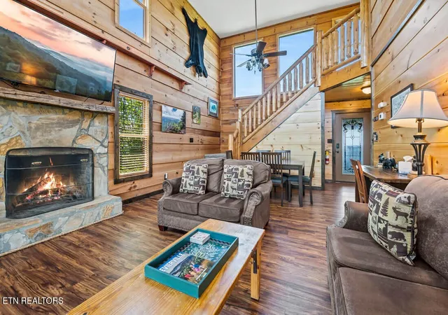 Photo 4 of Single family home for sale at 3654 Buckeye Knob Way, Sevierville, TN 37862 | MLS# 3529505 | Listing updated on 2026-09-02