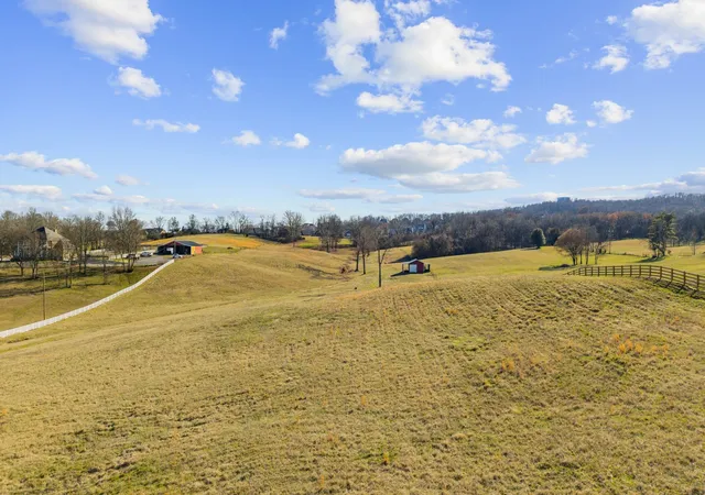 Photo 3 of House for sale at 2764 Horn Springs Rd, Lebanon, TN 37087 | MLS# 3531173 | Listing updated on 2026-09-02