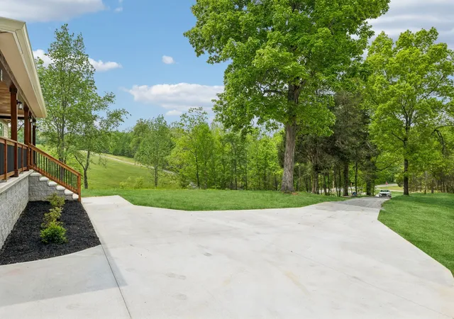 Photo 3 of Single family home for sale at 1198 Rogues Frk Rd, Bethpage, TN 37022 | MLS# 3529881 | Listing updated on 2026-09-20