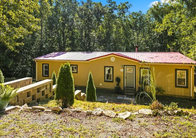 Photo 3 of Manufactured home for sale at 1539 Cc Rd, Kingston Springs, TN 37082 | MLS# 3529706 | Listing updated on 2026-08-31