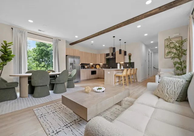 Photo 3 of Townhouse for sale at 314 E Trinity Ln #4, Nashville, TN 37207 | MLS# 3529572 | Listing updated on 2026-08-31
