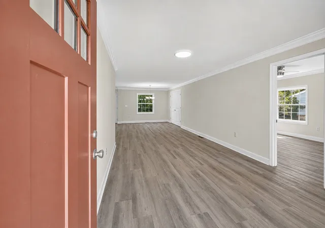 Photo 4 of Single family home for sale at 811 Boles St, Gallatin, TN 37066 | MLS# 3542288 | Listing updated on 2026-10-08