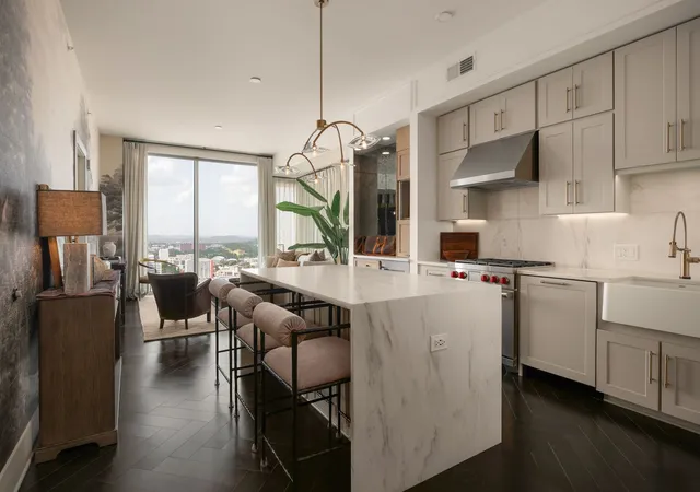 Photo 3 of Condo for sale at 1616 W End Ave #2710, Nashville, TN 37203 | MLS# 3541421 | Listing updated on 2026-09-05