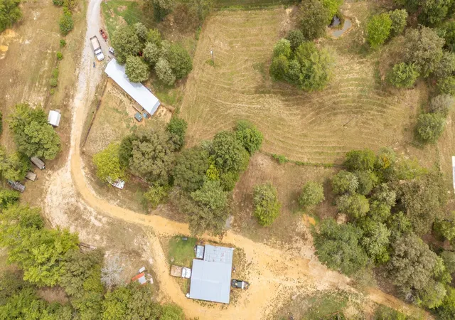 Photo 1 of Manufactured home for sale at 365 Turnbow Ln, Crump, TN 38327 | MLS# 3529595 | Listing updated on 2026-08-31