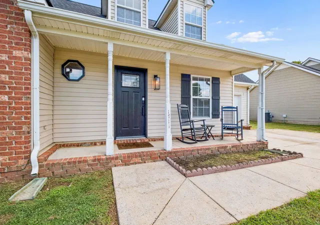 Photo 2 of Sale Pending at 1711 Locerbie Dr, Murfreesboro, TN 37128 | MLS# 3531535 | Listing updated on 2026-09-08