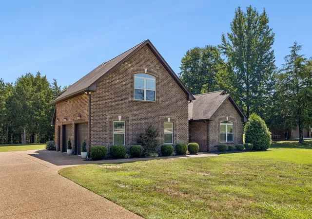 Photo 42 of Single family home for sale at 2045 Mann Rd, Lebanon, TN 37087 | MLS# 3531496 | Listing updated on 2026-10-08