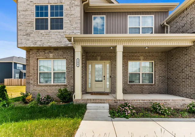 Photo 3 of Single family home for sale at 296 Corn Hl Ct, Clarksville, TN 37042 | MLS# 3529704 | Listing updated on 2026-08-31
