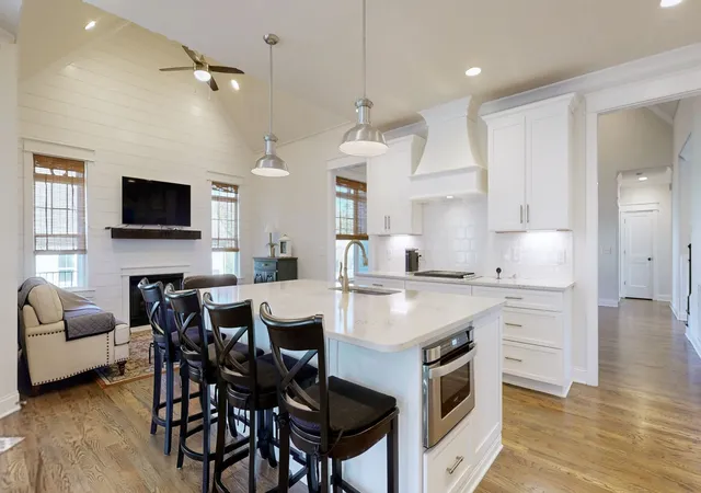 Photo 3 of Single family home for sale at 4016 Canberra Dr, Spring Hill, TN 37174 | MLS# 3529658 | Listing updated on 2026-09-13