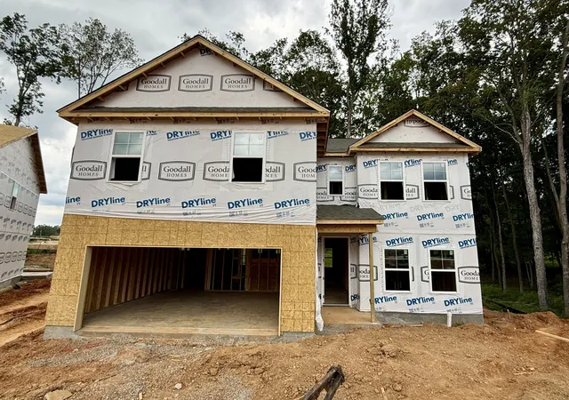 Photo 1 of Single family home for sale at 233 Hampshire Way, White House, TN 37188 | MLS# 3531563 | Listing updated on 2026-09-02