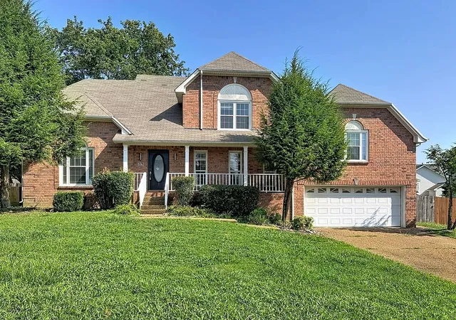 Photo 1 of Single family home for sale at 2678 Douglas Ln, Thompsons Station, TN 37179 | MLS# 3529867 | Listing updated on 2026-08-31