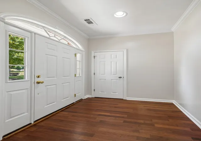 Photo 3 of Townhouse for sale at 3 Leftwich Ct, Lebanon, TN 37087 | MLS# 3530223 | Listing updated on 2026-09-03