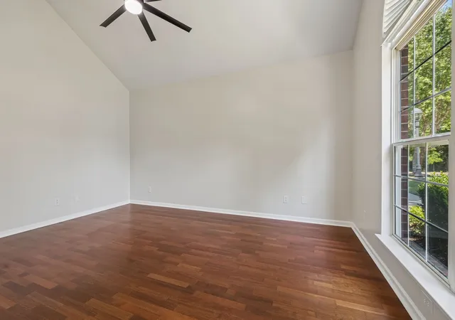Photo 3 of Townhouse for sale at 3 Leftwich Ct, Lebanon, TN 37087 | MLS# 3530223 | Listing updated on 2026-09-03
