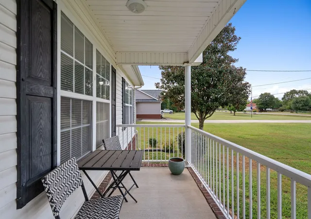 Photo 4 of Single family home for sale at 2431 Vanlawn Ln, Christiana, TN 37037 | MLS# 3530955 | Listing updated on 2026-09-02