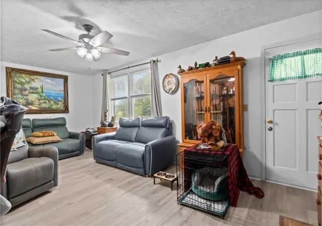 Photo 2 of Single family home for sale at 4135 Highway 70 E, Camden, TN 38320 | MLS# 3529732 | Listing updated on 2026-08-31