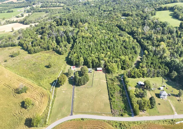 Photo 3 of Manufactured home for sale at 591 Jug Crk Rd, Watertown, TN 37184 | MLS# 3542103 | Listing updated on 2026-09-29