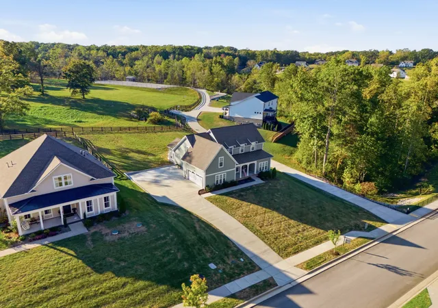 Photo 3 of Single family home for sale at 7441 Swindon Blvd, Fairview, TN 37062 | MLS# 3530291 | Listing updated on 2026-10-11