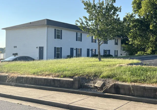 Photo 1 of Multi family home for sale at 511 Main St, Clarksville, TN 37040 | MLS# 3540975 | Listing updated on 2026-09-03