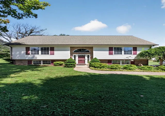 Photo 4 of Single family home for sale at 2593 Nova Cir, Cookeville, TN 38501 | MLS# 3529764 | Listing updated on 2026-08-31