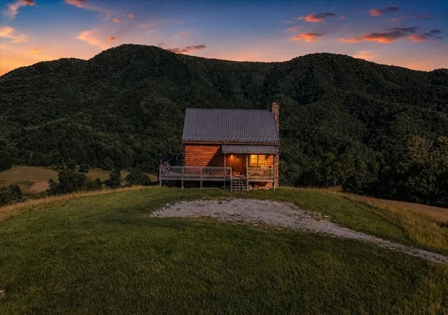 Photo 3 of Single family home for sale at 490 Mountain Springs Rd, Tannersville, VA 24377 | MLS# 3530208 | Listing updated on 2026-09-01