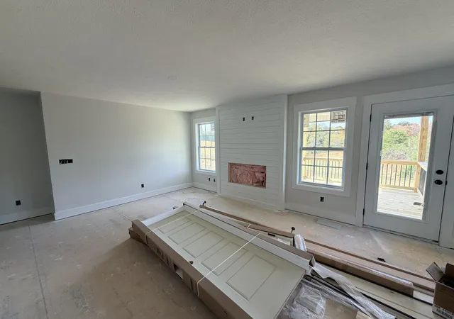 Photo 2 of Single family home for sale at 3694 Old Hwy 48, Clarksville, TN 37040 | MLS# 3529806 | Listing updated on 2026-10-26