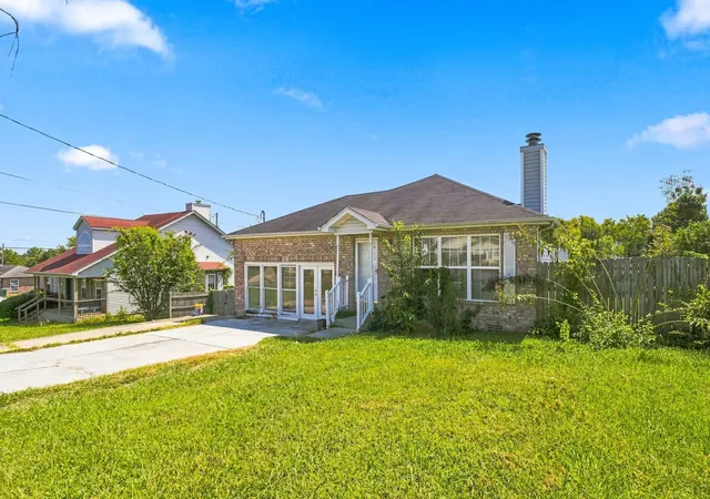 Photo 1 of Single family home for sale at 511 Holland Ridge Dr, La Vergne, TN 37086 | MLS# 3541071 | Listing updated on 2026-09-04