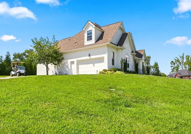 Photo 3 of Single family home for sale at 312 Cayce Dr, Springfield, TN 37172 | MLS# 3529951 | Listing updated on 2026-09-26
