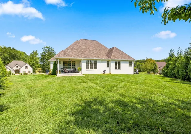 Photo 3 of Single family home for sale at 312 Cayce Dr, Springfield, TN 37172 | MLS# 3529951 | Listing updated on 2026-09-26