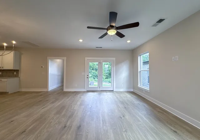Photo 4 of Condo for sale at 2015 Horseshoe Cir, Gallatin, TN 37066 | MLS# 3530720 | Listing updated on 2026-09-28