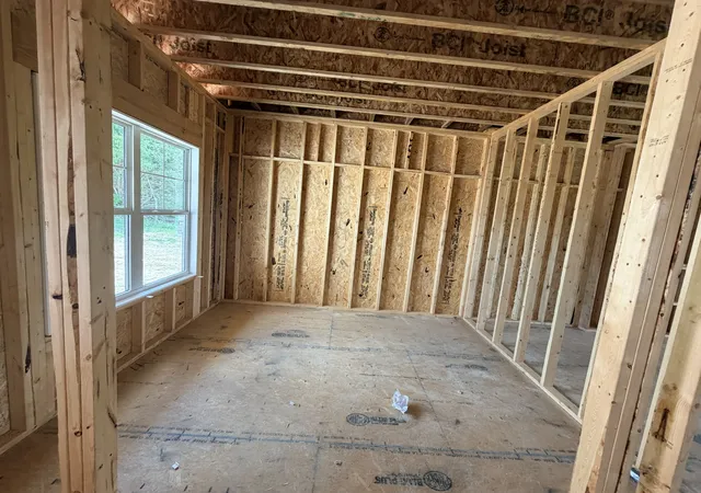 Photo 3 of Single family home for sale at 3700 Old Hwy 48, Clarksville, TN 37040 | MLS# 3529817 | Listing updated on 2026-08-31
