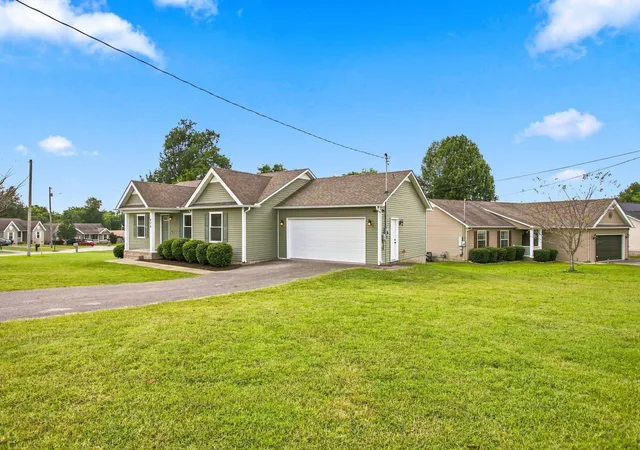 Photo 2 of Single family home for sale at 638 Austyn Ter, Columbia, TN 38401 | MLS# 3529956 | Listing updated on 2026-09-01