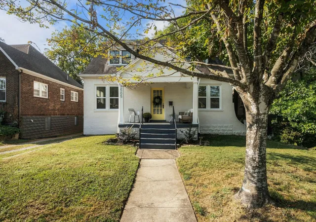 Photo 1 of Single family home for sale at 2505 W Linden Ave, Nashville, TN 37212 | MLS# 3541255 | Listing updated on 2026-09-23