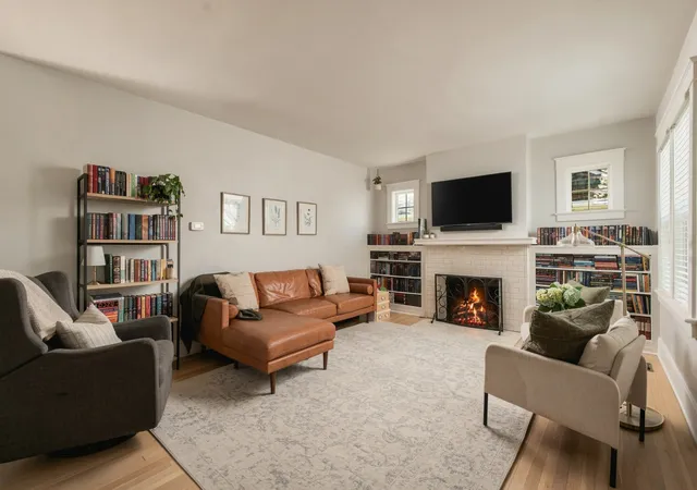 Photo 3 of Single family home for sale at 2505 W Linden Ave, Nashville, TN 37212 | MLS# 3541255 | Listing updated on 2026-09-23