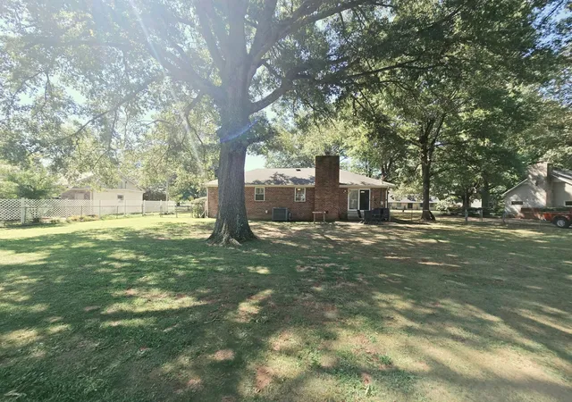 Photo 17 of Single family home for sale at 2407 Stoneville St, Dyersburg, TN 38024 | MLS# 3529875 | Listing updated on 2026-10-16
