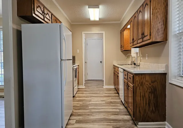 Photo 3 of Single family home for sale at 2407 Stoneville St, Dyersburg, TN 38024 | MLS# 3529875 | Listing updated on 2026-10-16