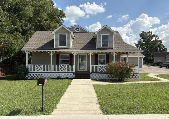 Photo 1 of Single family home for sale at 117 Garfield St, Mc Minnville, TN 37110 | MLS# 3530012 | Listing updated on 2026-09-01