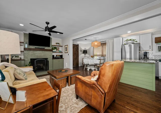 Photo 4 of Sale Pending at 1106 Jones Blvd, Murfreesboro, TN 37129 | MLS# 3544930 | Listing updated on 2026-10-10