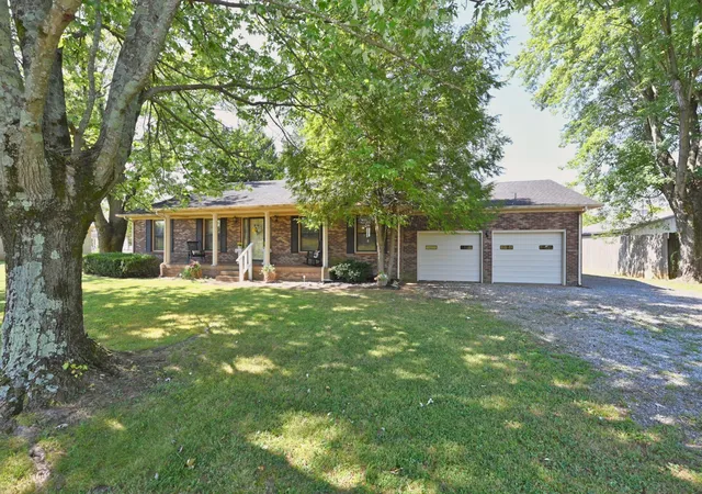 Photo 3 of Single family home for sale at 222 Victor Reiter Park Way, Portland, TN 37148 | MLS# 3529954 | Listing updated on 2026-09-04